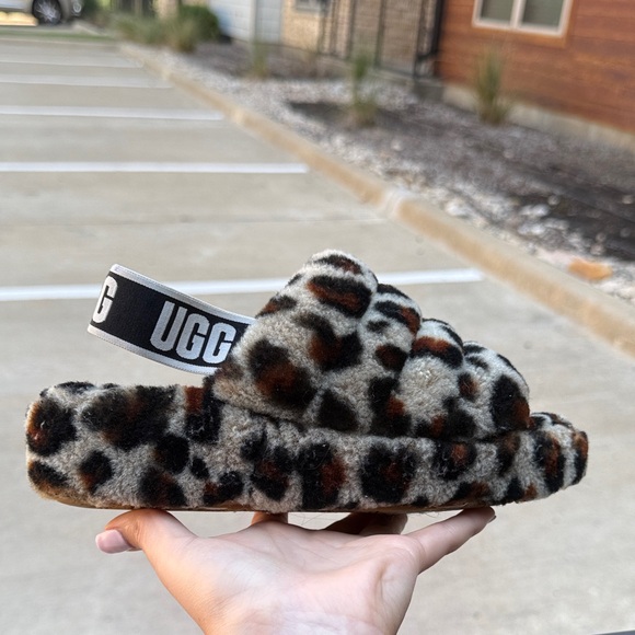 UGG Leopard Print Fluffy Platform Sandals/Slipper - Picture 1 of 6